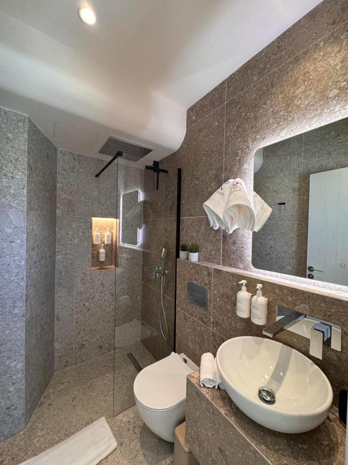 Vetus Vicinato Luxury Homes Rhodes City Exterior photo